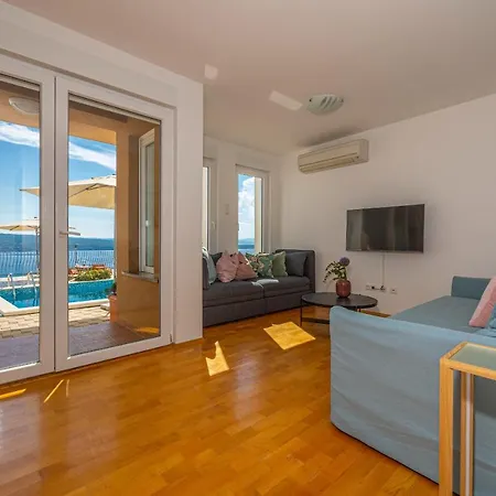 Apartment Lorelai