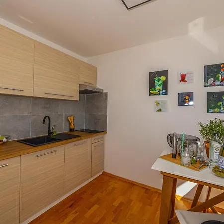 Apartment Lorelai *